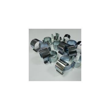 Clipsuri metalice pentru prinderea foliei
