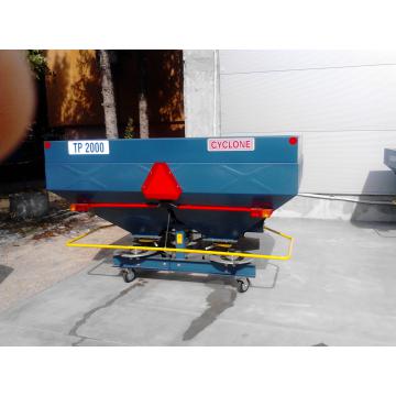 Masina de imprastiat chimicale Mic