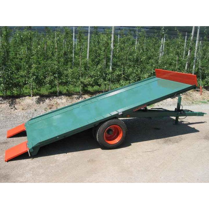 Remorci cu platforma basculabila tandem Lochmann