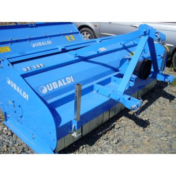 Utilaje agricole, tocatori de resturi vegetale