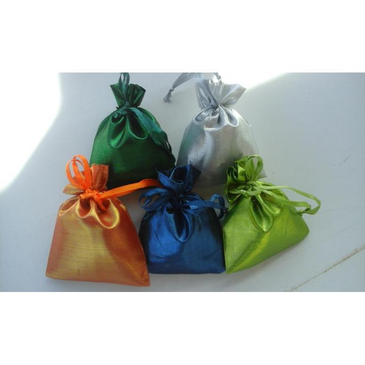 Saculeti satin cu levantica (set 5 buc.)