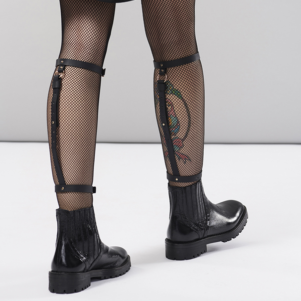 MAZE BACK LEG GARTER