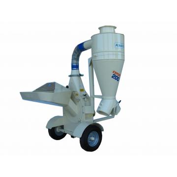 Moara cu ciocanele 200 Export tractor
