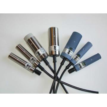 Senzor capacitiv