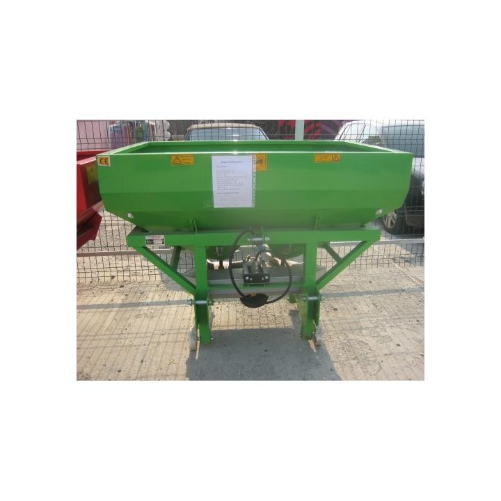 Masina de fertilizat 1000 l