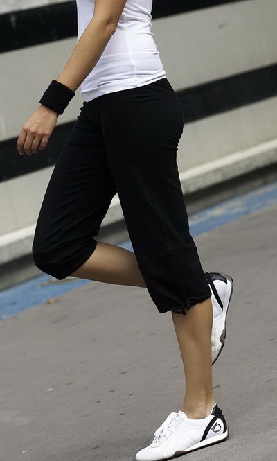 Imbracaminte sport personalizata