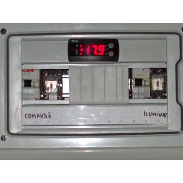 Tablou electronic pentru comanda si control camere frig