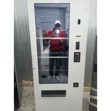Automat bauturi reci si snack Fas