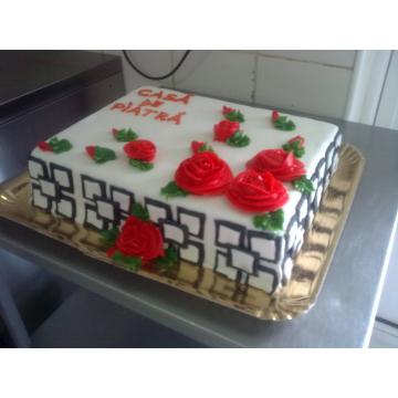 Tort martipan cu figuri geometrice (patrat)