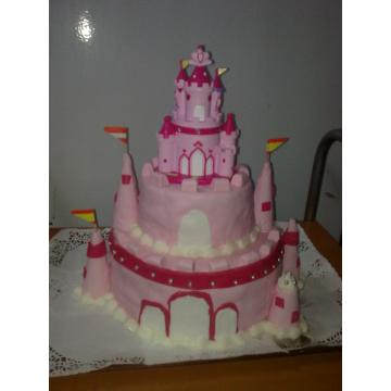 Tort castel de poveste
