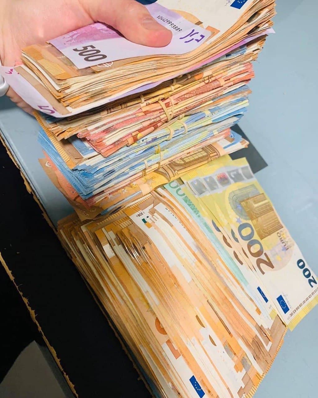 Whatsapp: +16465806302) Compre euros, libras, dólares falsificados 100% indetectables a la venta.