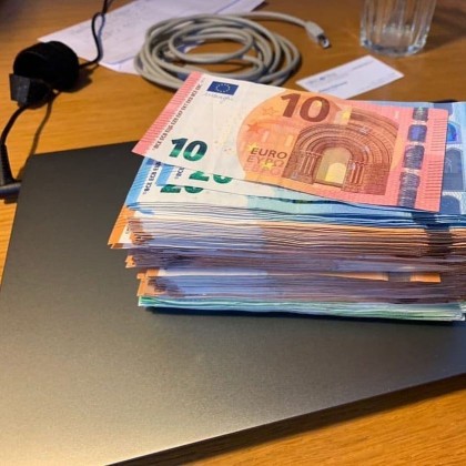 Whatsapp: +16465806302) Acquista euro, sterline, dollari