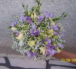 Buchete eustoma