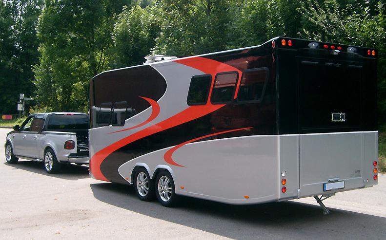Remorci transport motociclete