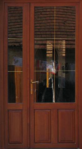 Usi balcon lemn stratificat