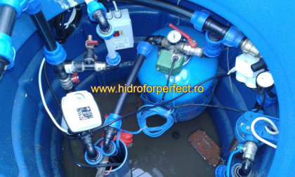 Montaj hidrofor cu pompa submersibila