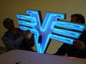 Reclame cu tub neon