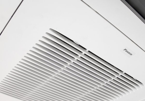 Sistem de climatizare Daikin FXFQ-P9 unitate caseta integrata in plafon