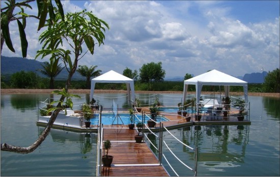 Piscine plutitoare