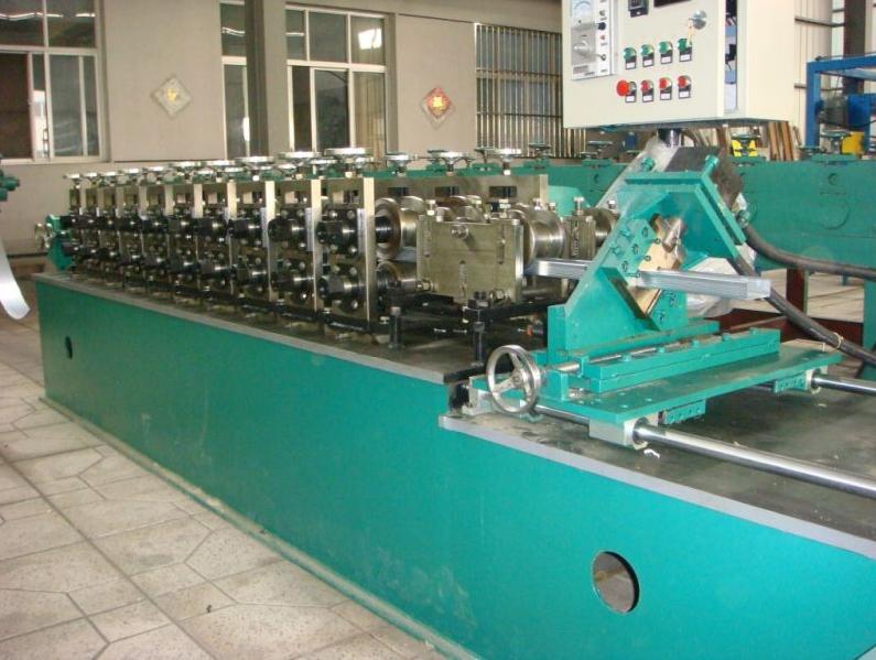 Linii productie profile rigips sau termopan
