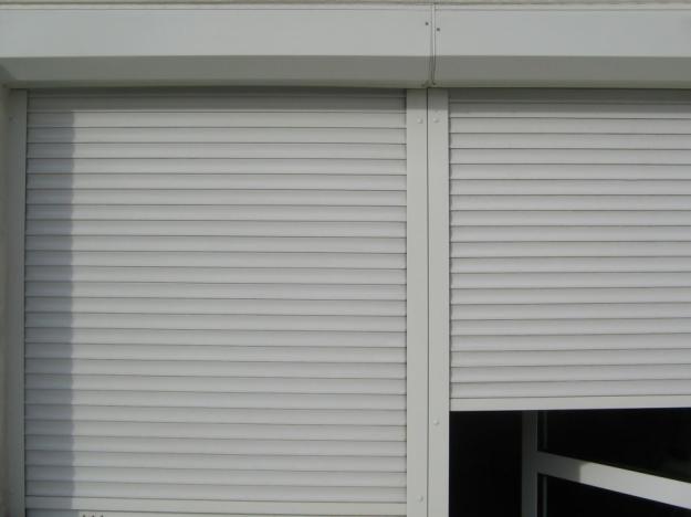 Rulouri exterioare