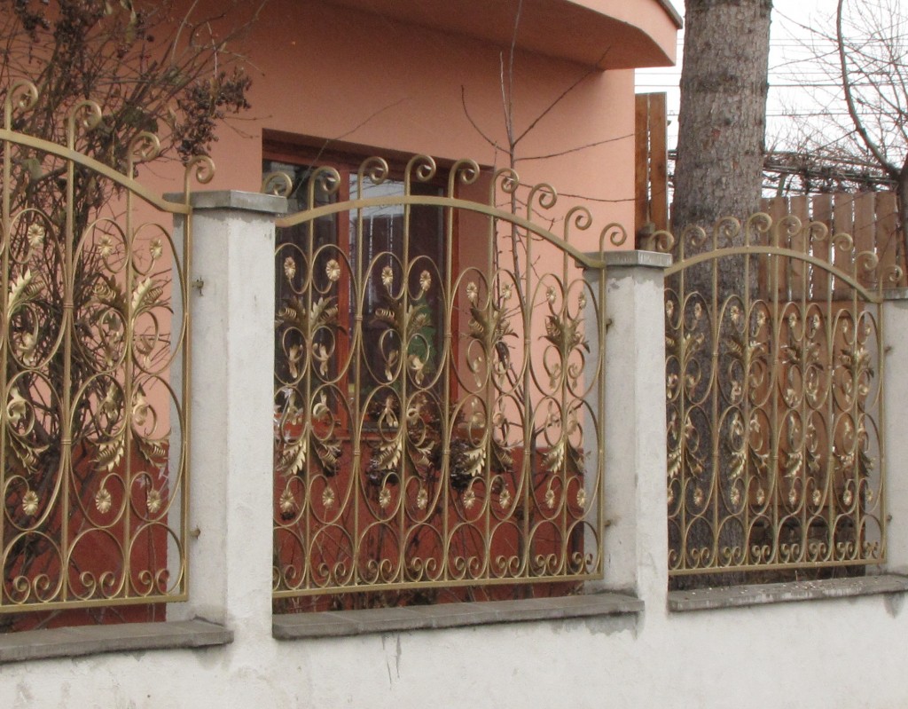 Garduri metalice