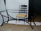 Mobilier metalic