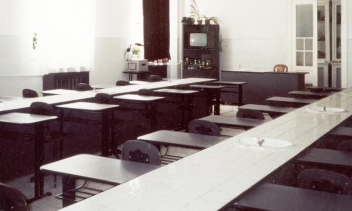 Mobilier colectivitati