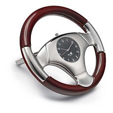 Materiale promotionale auto