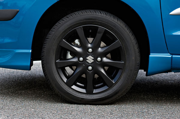 Accesorii auto Suzuki