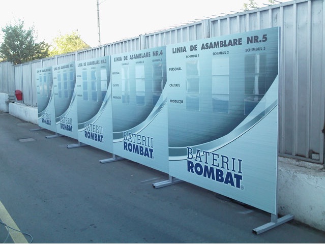 Standuri expozitionale
