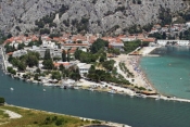 Vacanta Omis