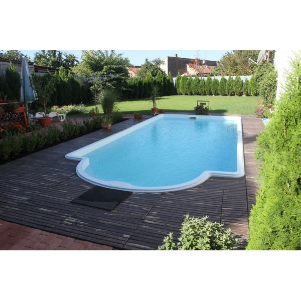 Piscine monobloc din fibra de sticla