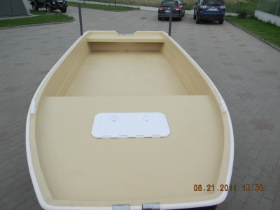 Barca base boat