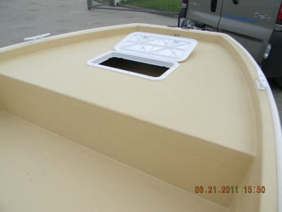 Barca base boat