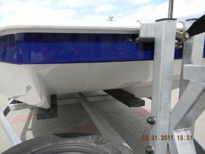 Barca base boat