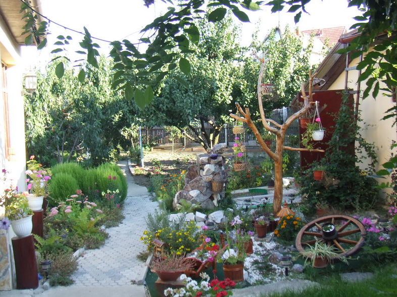 Elemente decorative lemn pentru gradina