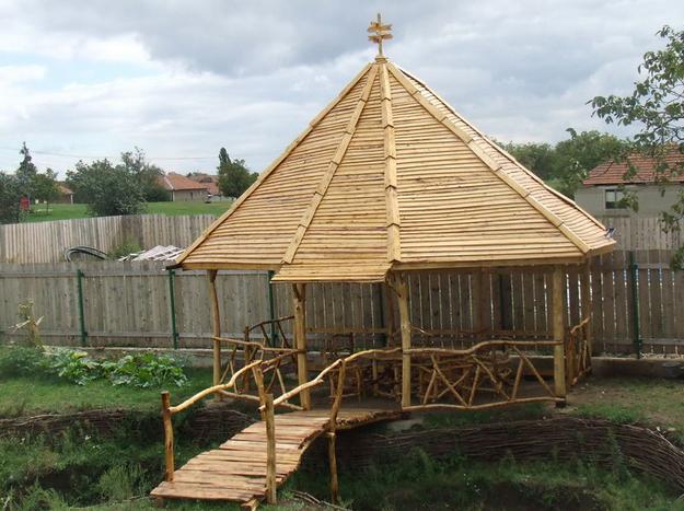 Foisoare gradina din lemn