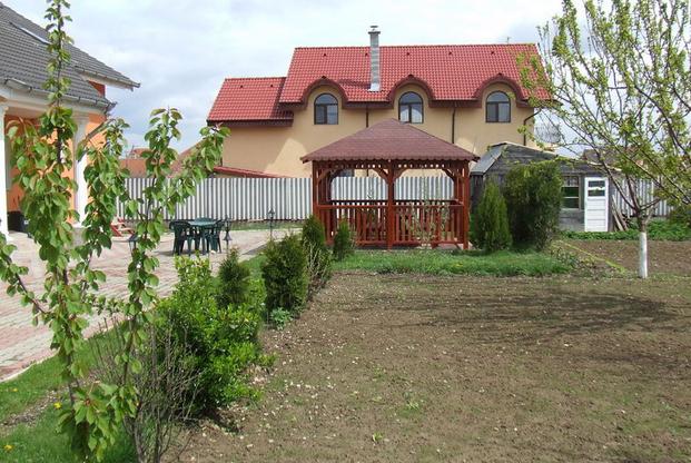 Foisoare gradina din lemn