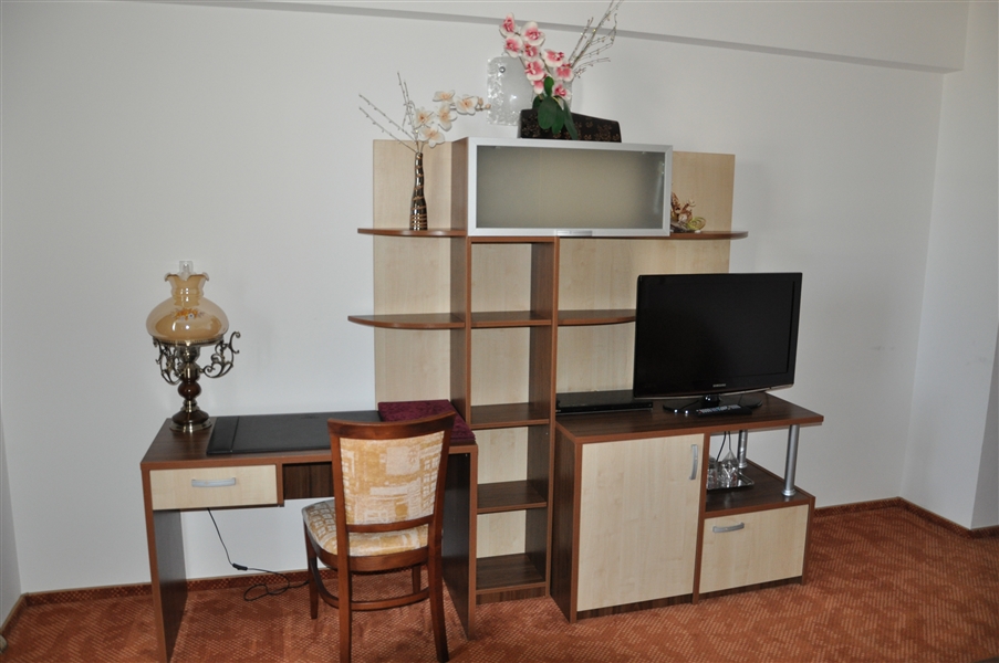 Mese lemn la comanda