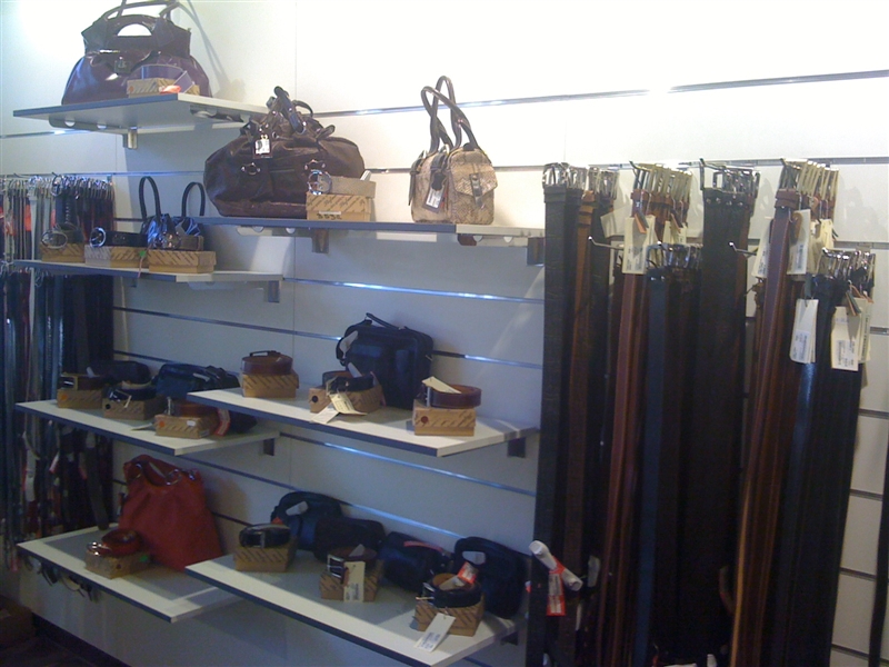 Mobilier comercial Craiova