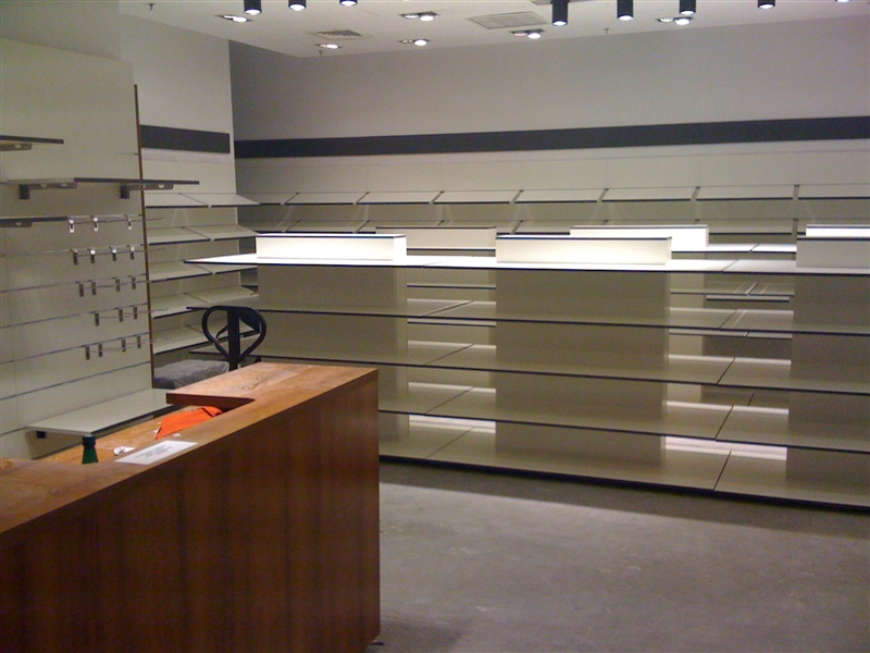 Mobilier comercial Craiova