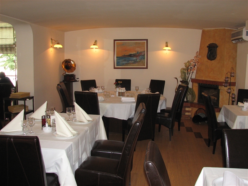 Piese mobilier restaurant