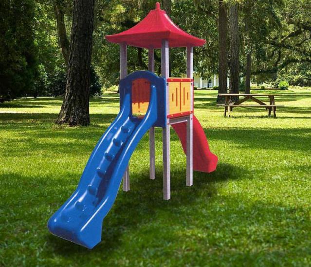 Loc de joaca cu turn