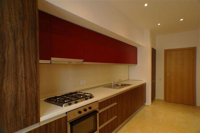 Mobilier bucatarie comanda