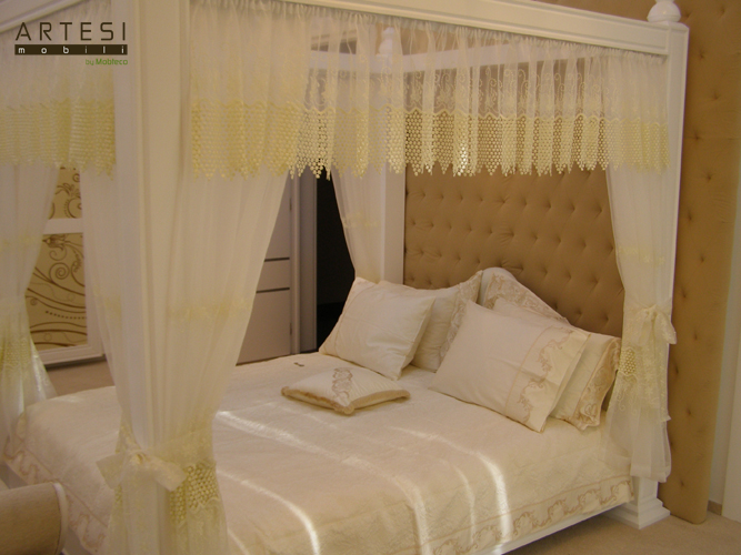 Mobilier dormitor la comanda
