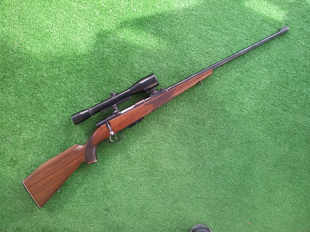 Arme de vanatoare stangaci