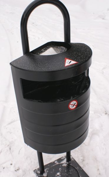 Cosuri de gunoi exterioare