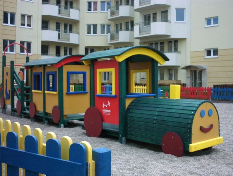 Locomotive spatii de joaca