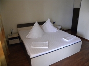 Cazare apartament pensiune Horezu